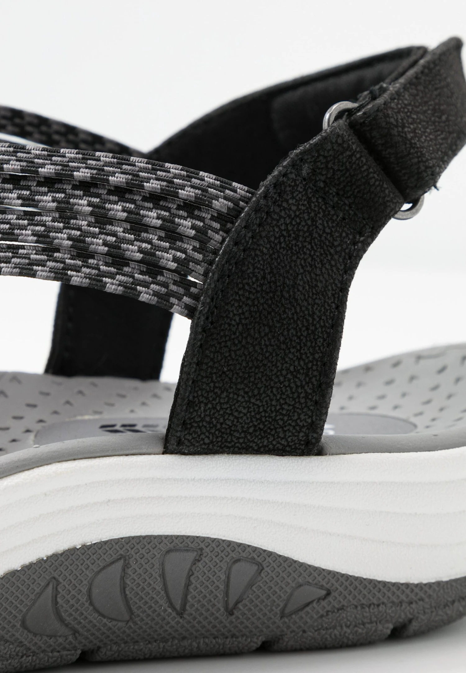 Skechers Reggae Cup - Walking Sandals - Black/Grey Gore 5 Skechers Reggae Cup - Walking Sandals - Black/Grey Gore - Image 3