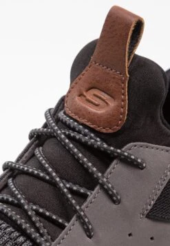 Skechers Delson - Slip-Ons - Black/Grey -Skechers Sales Store 32ba0a389b8d4961a6cdf625d606e93d