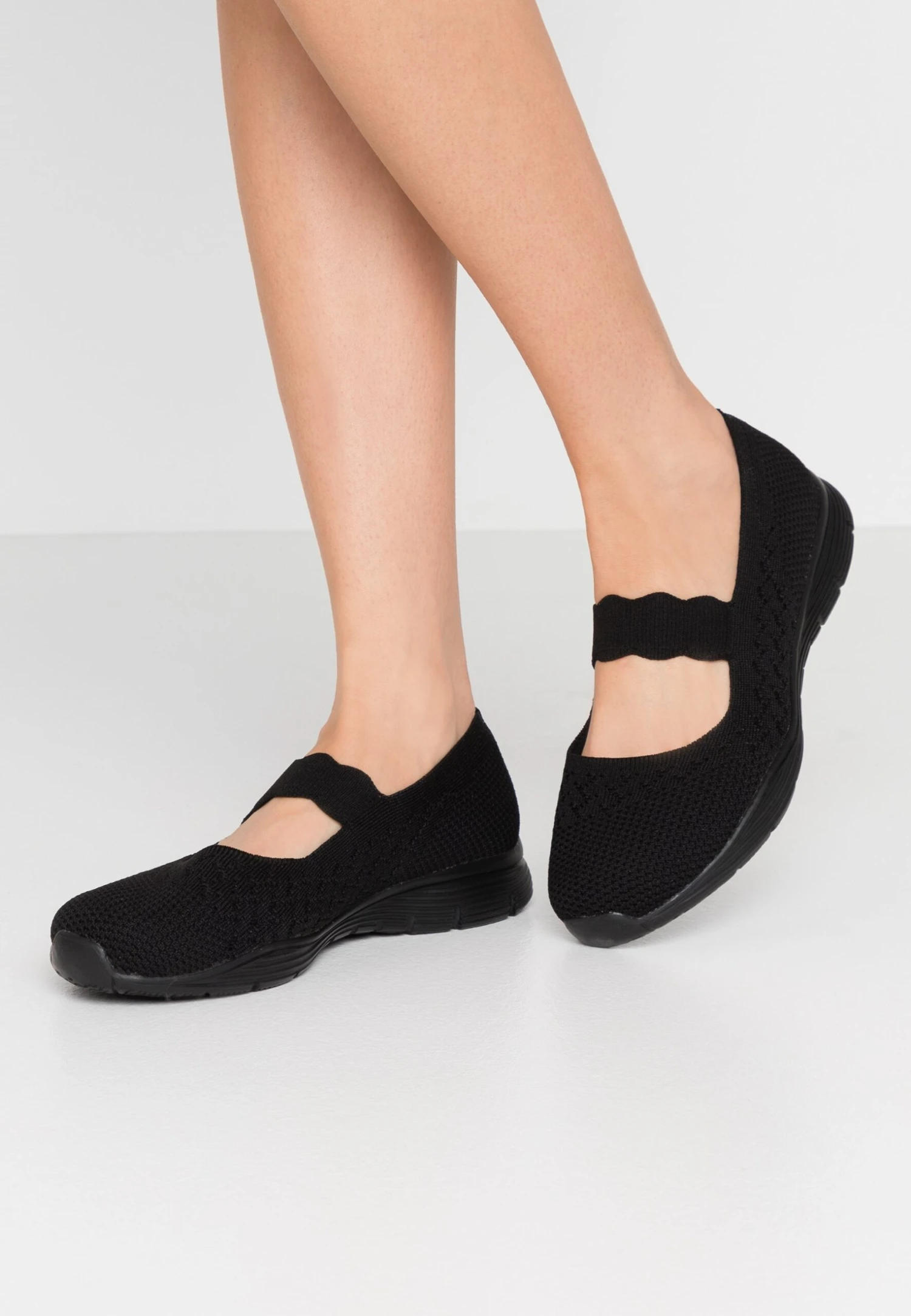 Seager - Ankle Strap Ballet Pumps 2 Seager - Ankle Strap Ballet Pumps