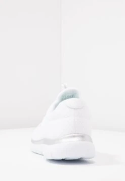 Skechers Summits - Trainers -Skechers Sales Store 72a2a5fc5acf4d30a18832dd84094f21