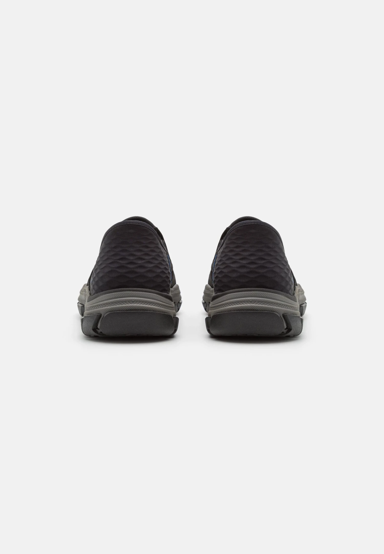 Skechers Respected - Trainers - Black 5 Skechers Respected - Trainers - Black - Image 3