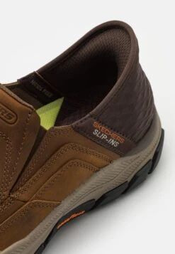 Skechers Respected - Trainers - Dark Brown -Skechers Sales Store b3111bf36fdb48de8eaaf140b4d94534