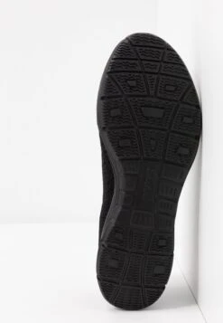 Seager - Ankle Strap Ballet Pumps 14 Seager - Ankle Strap Ballet Pumps -Skechers Sales Store c2547a2e31f64e54a2f20318fbd87d78