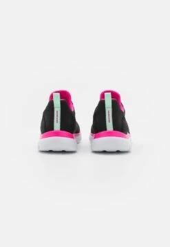 Summits - Trainers - Black/Hot Pink -Skechers Sales Store d0d50c2c00ee47f1a641903a73bd35e8