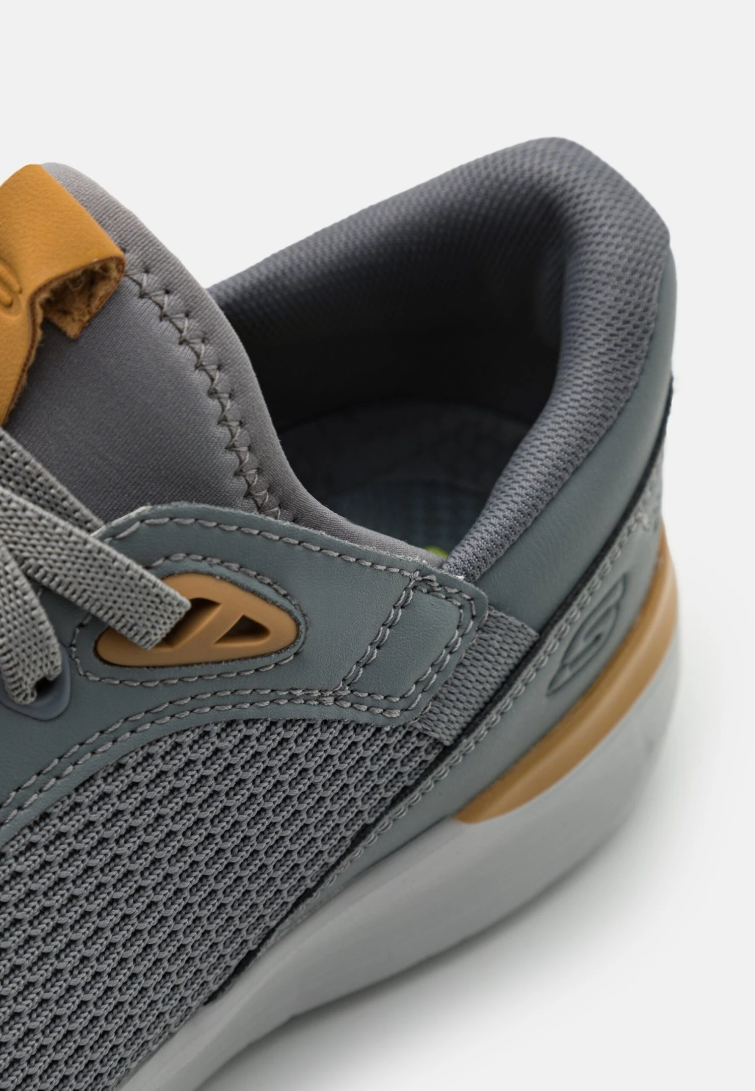 Skechers Lattimore - Trainers - Grey 8 Skechers Lattimore - Trainers - Grey - Image 6