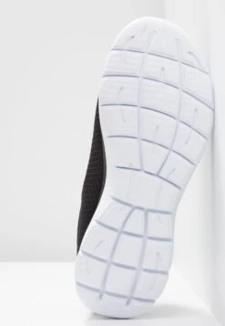 Summits Wide Fit - Trainers - Black/White 15 Summits Wide Fit - Trainers - Black/White -Skechers Sales Store f7d4b56797c74bfabd9edfbc82d6534d